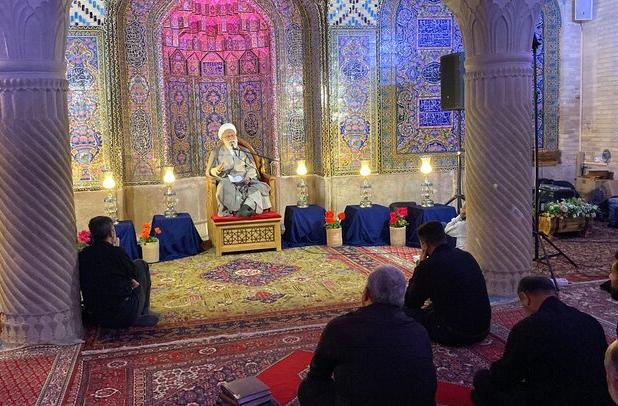 برگزاری مراسم شب قدر در مسجد نصیرالملک شیراز