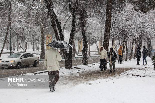 ۳۰ سانتی‌متر بارش برف در «شاپورآباد» الیگودرز ثبت شد