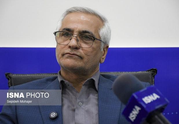 دبیر شورای تامین خراسان رضوی: مسئولان اقتصادی و اتحادیه‌های صنفی شیوه فروش نان را سامان دهند