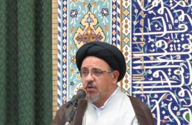 امام جمعه بناب: حل مشکلات اقتصادی کشور با سوء مدیریت امکان پذیر نیست