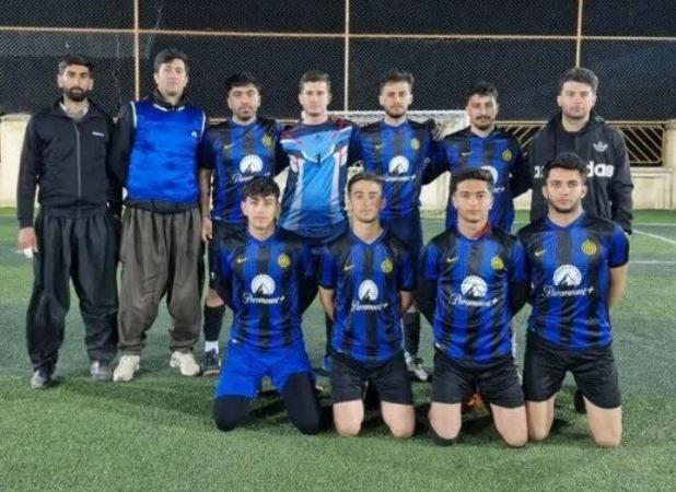 چمن های مصنوعی فوتبال روستایی را احیا کردند