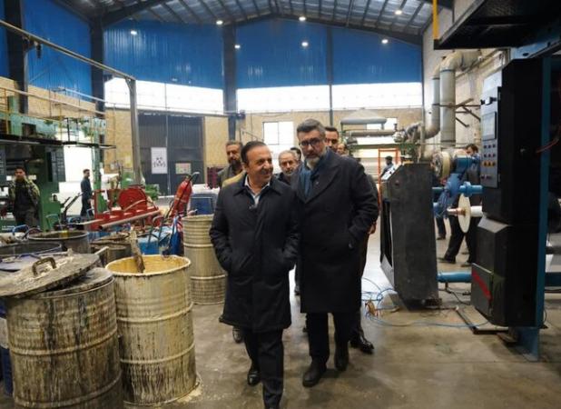 بازدید استاندار قزوین از دو واحد صنعتی در البرز