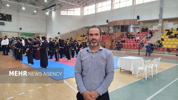 ورزشکاران با پالایش جسم و روح به جامعه خدمت می‌کنند