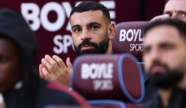 انقلاب اشلوت در لیورپول؛ صلاح روی نیمکت اما پیروزی در جیب