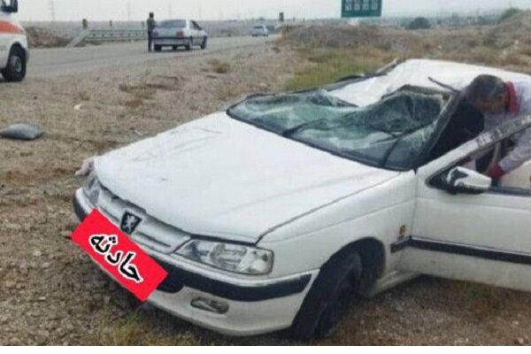 واژگونی یک خودرو در محور خاش - پشتکوه یک کشته و ۵ مجروح برجا گذاشت