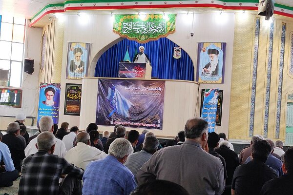 مجالس عزای امام حسین (ع) فرصتی برای تقویت روحیه حماسی و ظلم ستیزی