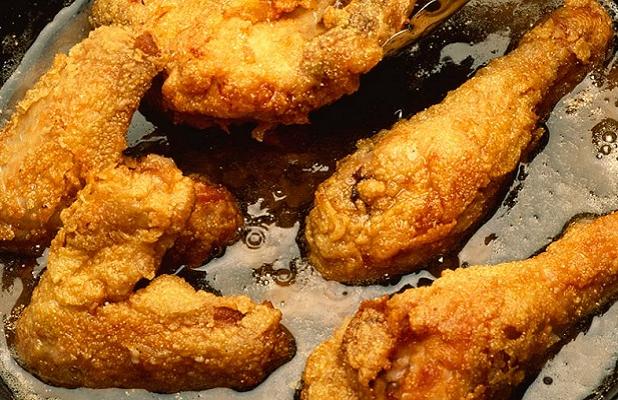 حتی بوی غذای چرب هم برای جنین مضر است!