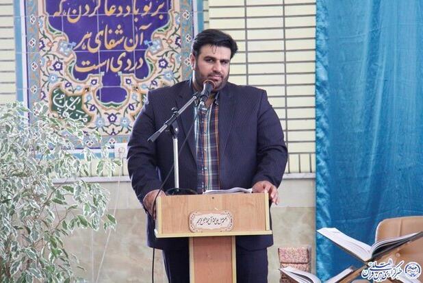 مجیدی مهر:معنویت چراغ راهی برای عبور از تاریکی‌های زندگی است