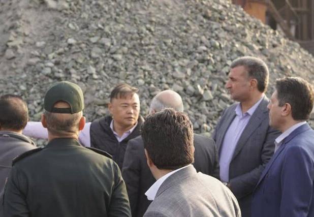 شهرستان ملکشاهی از تولید سیلیکومنگنز تا پرورش شترمرغ