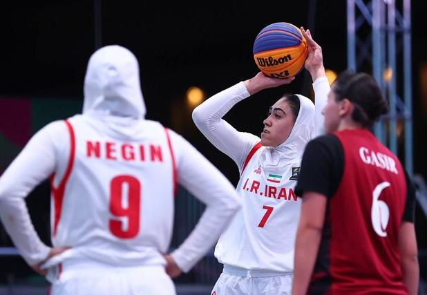 ملی‌پوش بسکتبال زنان: به کمتر از طلا راضی نیستیم/ سرمربی: طبق برنامه باشیم ترکیه را هم شکست می‌دهیم