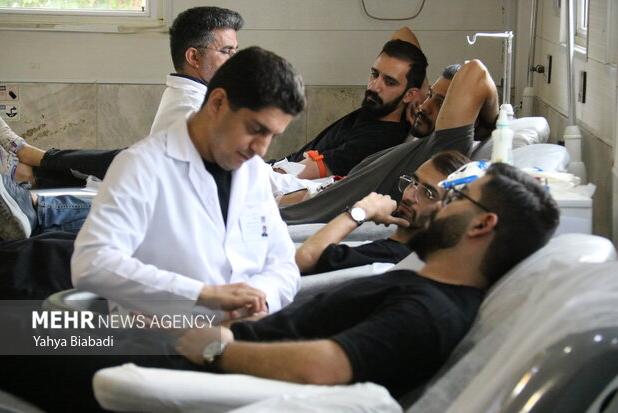 ترک خدمت به پایگاه های انتقال خون رسید