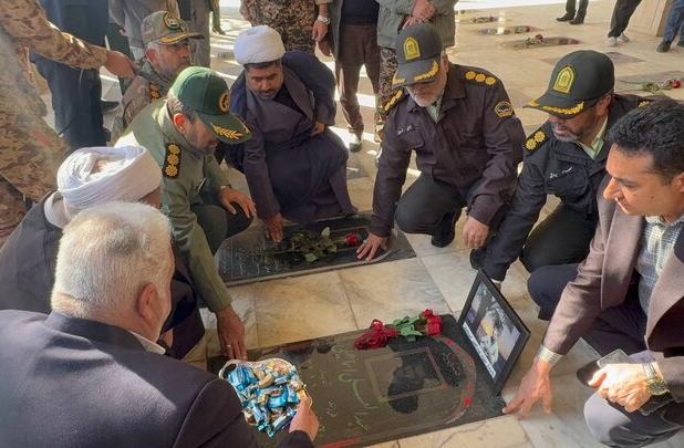 آیین عطرافشانی و غبارروبی گلزار شهدای قوچان