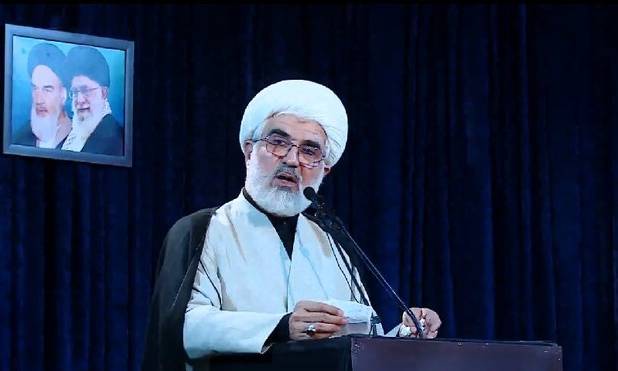 امام جمعه موقت قزوین: قانون محدودیت استفاده از فضای مجازی تصویب شود