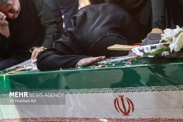 دعوت مدیرکل کمیته امداد تهران از امدادگران برای حضور در مراسم تشییع