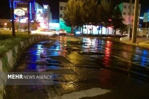 رهاسازی آب در بلوارهای منطقه ۳ تهران