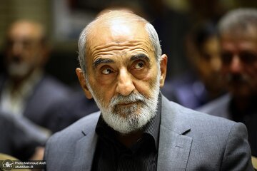 نسخه حسین شریعتمداری برای وزارت خارجه