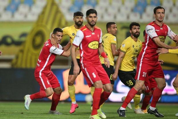 پرسپولیس با عبور از سپاهان به دو جام می رسد