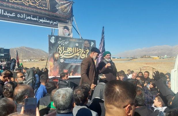 ملت ایران با اقتدا به حضرت زهرا (س) در برابر استکبار ایستاده‌اند