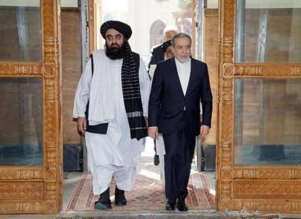 نقش‌آفرینی منطقه‌ای ایران در مسئله تنش بین افغانستان و پاکستان