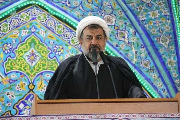 ترویج ازدواج آسان و حمایت ازخانواده‌های آسیب‌پذیر باید مورد توجه باشد