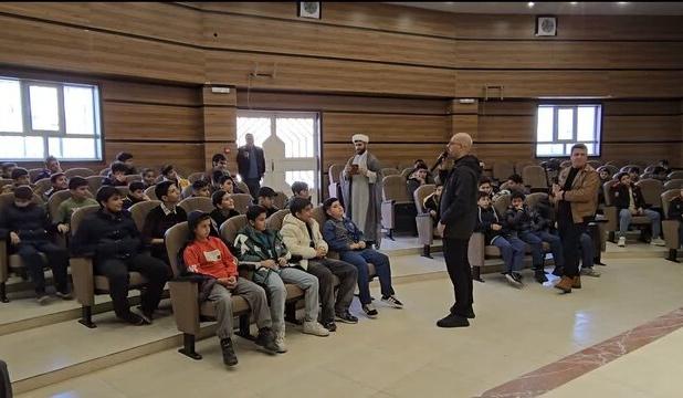 چهره محبوب فوتبال ایران در مدارس بیجار/ روایت‌هایی از ایثار، شجاعت و رؤیای موفقیت