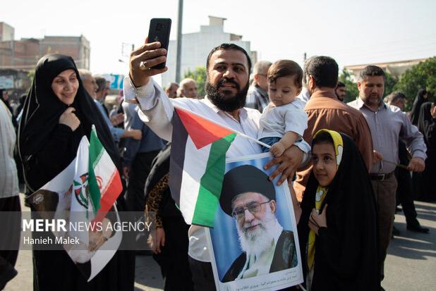 راهپیمایی بشارت نصر در کازرون