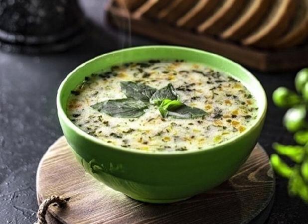 طرز تهیه یک کاسه سوپ داغ و خوشمزه پاییزی