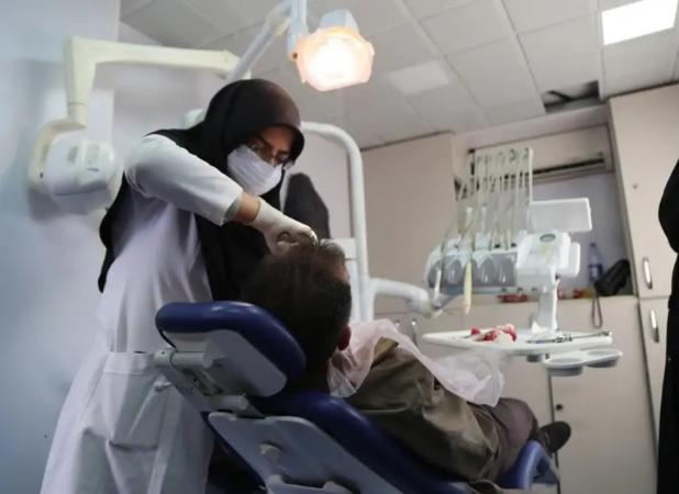 ارزان‌ترین راه فقرا برای خلاص شدن از شر دندان درد