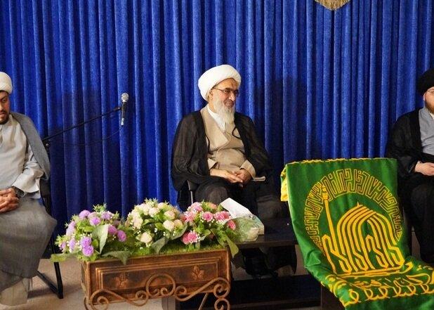 برنامه های زیر سایه خورشید در راستای نهادینه کردن فرهنگ رضوی است