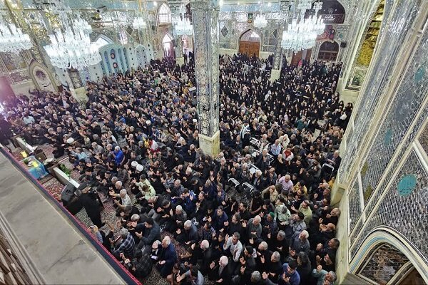 نوروزگاه‌های فرهنگی طبس در رمضان؛افطار روزانه ۳۰۰ نفر در امامزاده