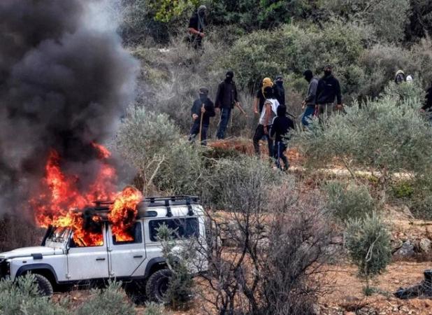 سرقت محصولات فلسطینی‌ها توسط نظامیان صهیونیست