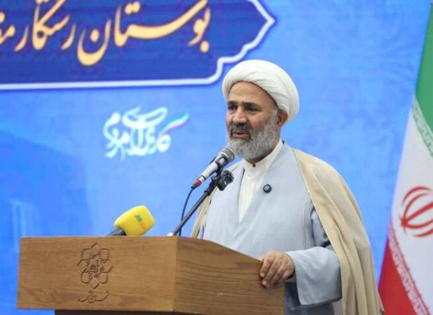 پژمانفر: قوه قضائیه با حسن روحانی برخورد کند