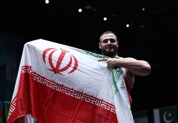 هدایتی به طلای سنگین وزن رسید/ پایان کار کشتی فرنگی ایران با ۴طلا، یک نقره و یک برنز