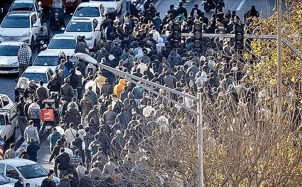 لزوم تفکیک میان ناآرامی، اعتراض، آشوب، جنبش و انقلاب