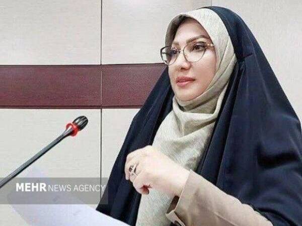 زنان با سواد رسانه‌ای پرچمداران جهاد تبیین در نبرد روایت‌ها هستند