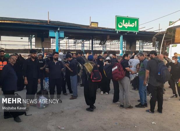 تمامی امکانات لازم در پایانه برکت مهران برای زوار اربعین پیش بینی شد