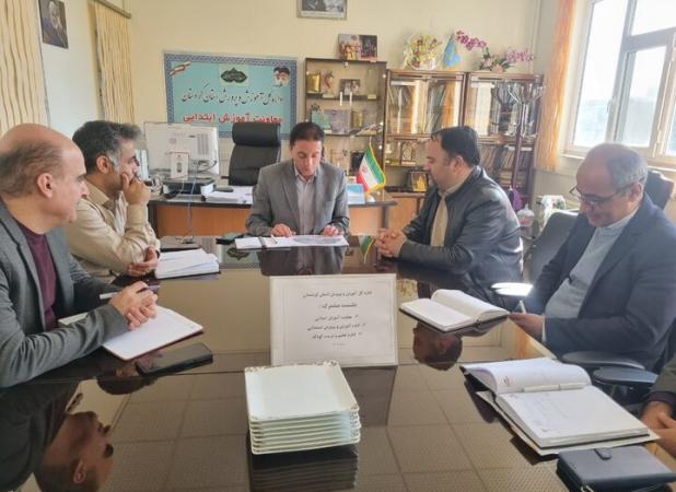 اجرای برنامه «حامی» با هدف حمایت از دانش‌آموزان نیازمند در کردستان