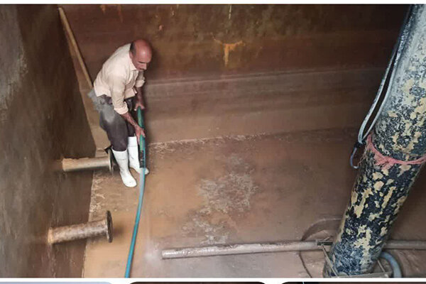 شست‌وشو و ضدعفونی ۱۸ مخزن آب شرب در مناطق مختلف گیلانغرب