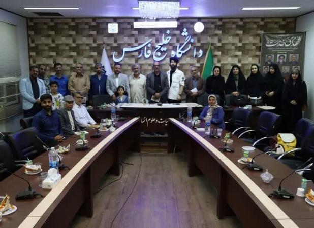 محفل شعر «شهدای خدمت» در بوشهر برگزار شد