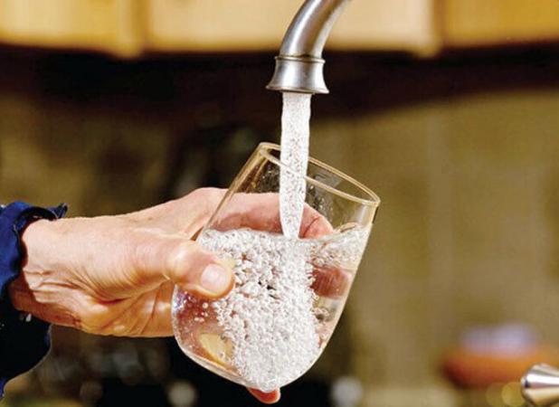 گلایه بوشهری‌ها از مزه و بوی نامطبوع آب؛ کیفیت بهبود یابد