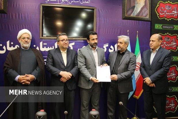 پایان یک دهه معضل ثبتی؛ سند منطقه ویژه اقتصادی گرمسار اهدا شد