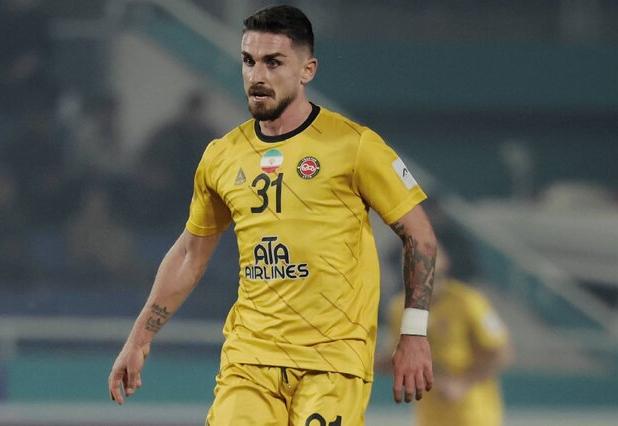 لوشکیا بهترین بازیکن دیدار نسف-تراکتور شد