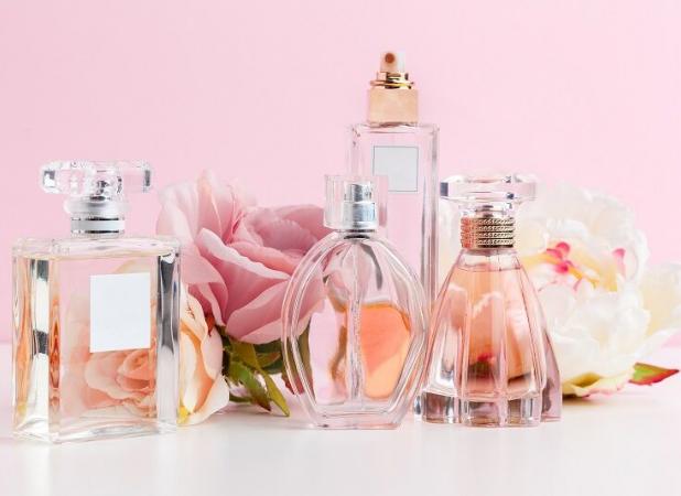 راهنمای جامع: تفاوت‌های عطر، ادکلن، ادوپرفیوم و ادوتویلت