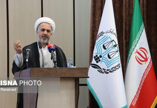 نیروی انتظامی باید با اقتدار نسبت به برخورد با اراذل و اوباش نوظهور ‌اقدام کند