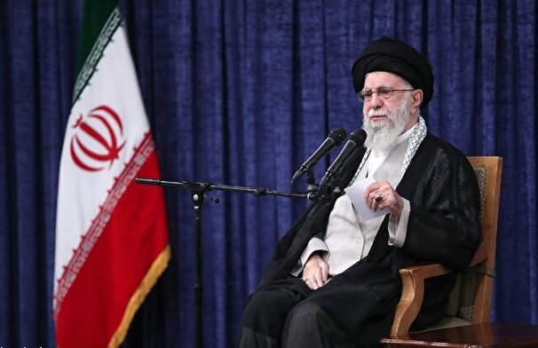 ملت با جهت‌گیری‌های گوناگون پای ایران ایستاد