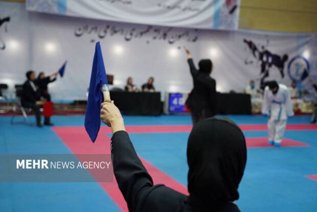 رقابت ۲۰۰ کاراته‌کای بانوی ورامینی و برگزاری جشنواره والیبال نونهالان