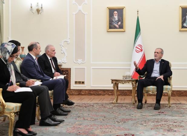 دیدار دبیر شورای امنیت ارمنستان با رئیس جمهور