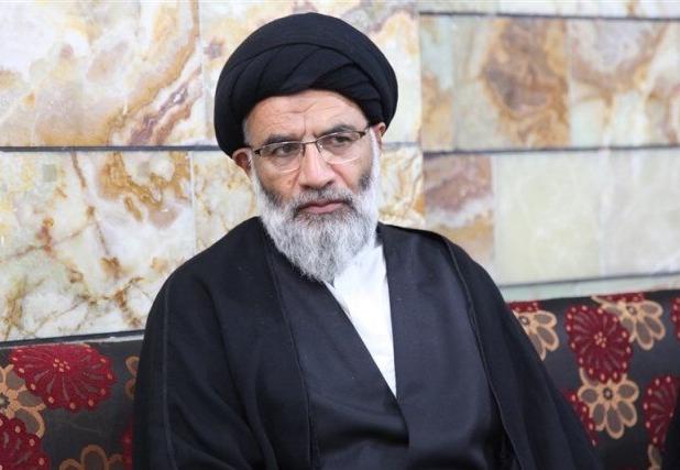 عیادت نماینده ولی‌فقیه در خوزستان از جوان حادثه‌دیده اهوازی