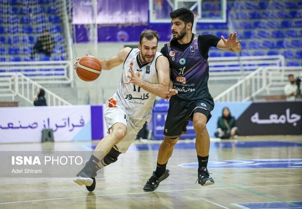 مقابل پترونوین نیاز به اصلاح نداریم/ با حفظ تمرکز و ریتم بازی می‌توانیم نتایج مطلوبی به‌دست آوریم