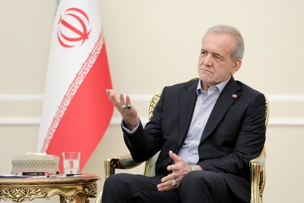 آمریکا روی میز مذاکره بمب انداخت و دیپلماسی را نابود کرد